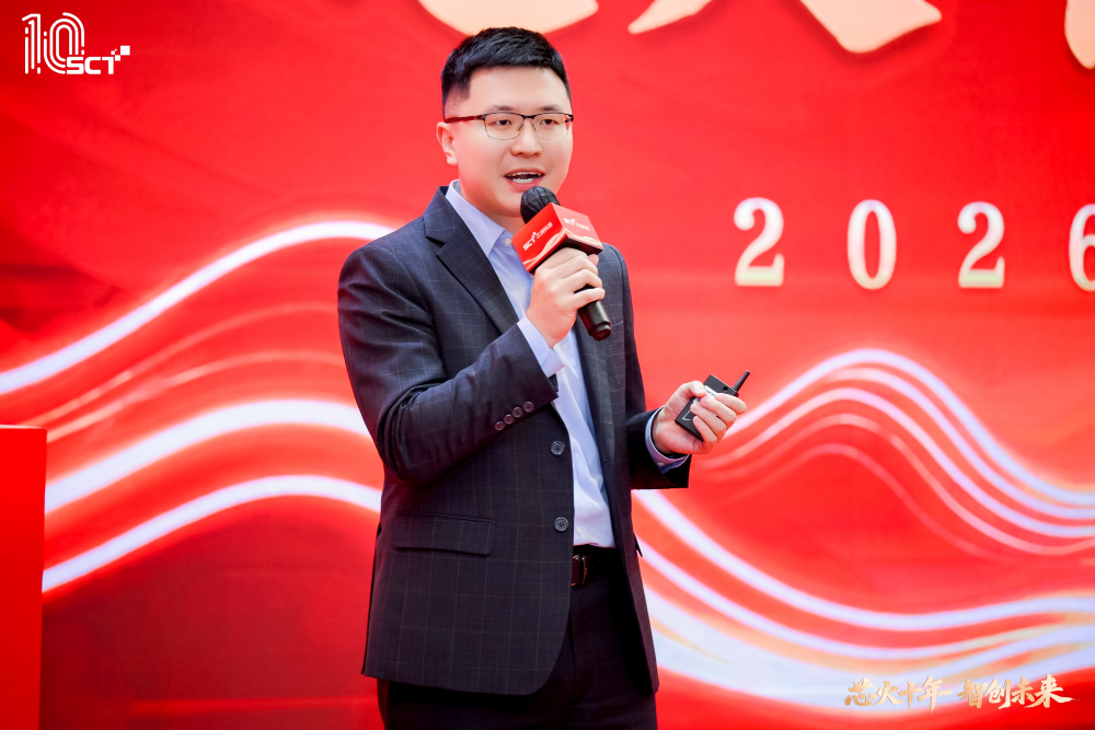 _LON3022_3330703146-opq4419833358